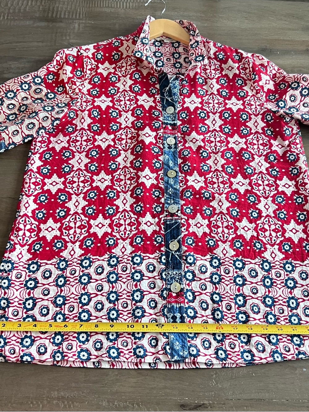 John Mark Women's Geometric Patterned Button-Up Tunic Size M - Picture 7 of 13